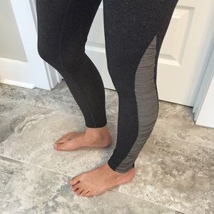 VGUC Ellie ruched leggings